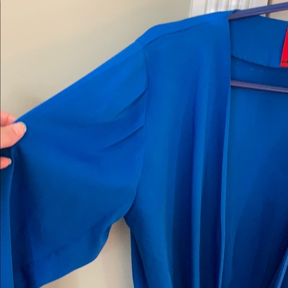 Silky Peplum Blazer - Picture 7 of 8